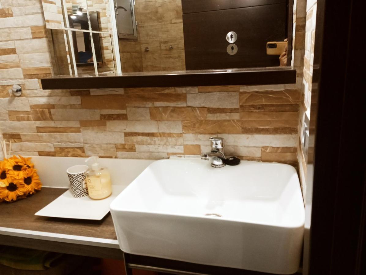 Precioso Apartamento 3 Habitaciones. Con Patio. Камас Экстерьер фото